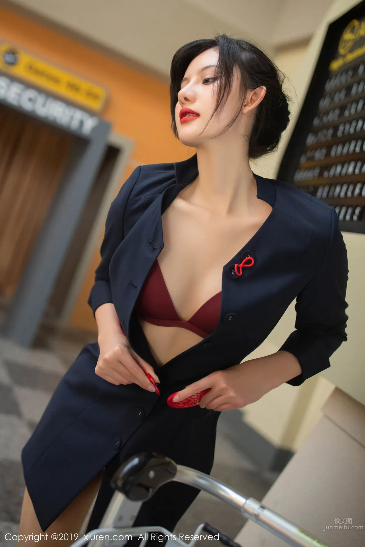 [XiuRen] 2019.12.25 Jiushi Azhu A photo 49