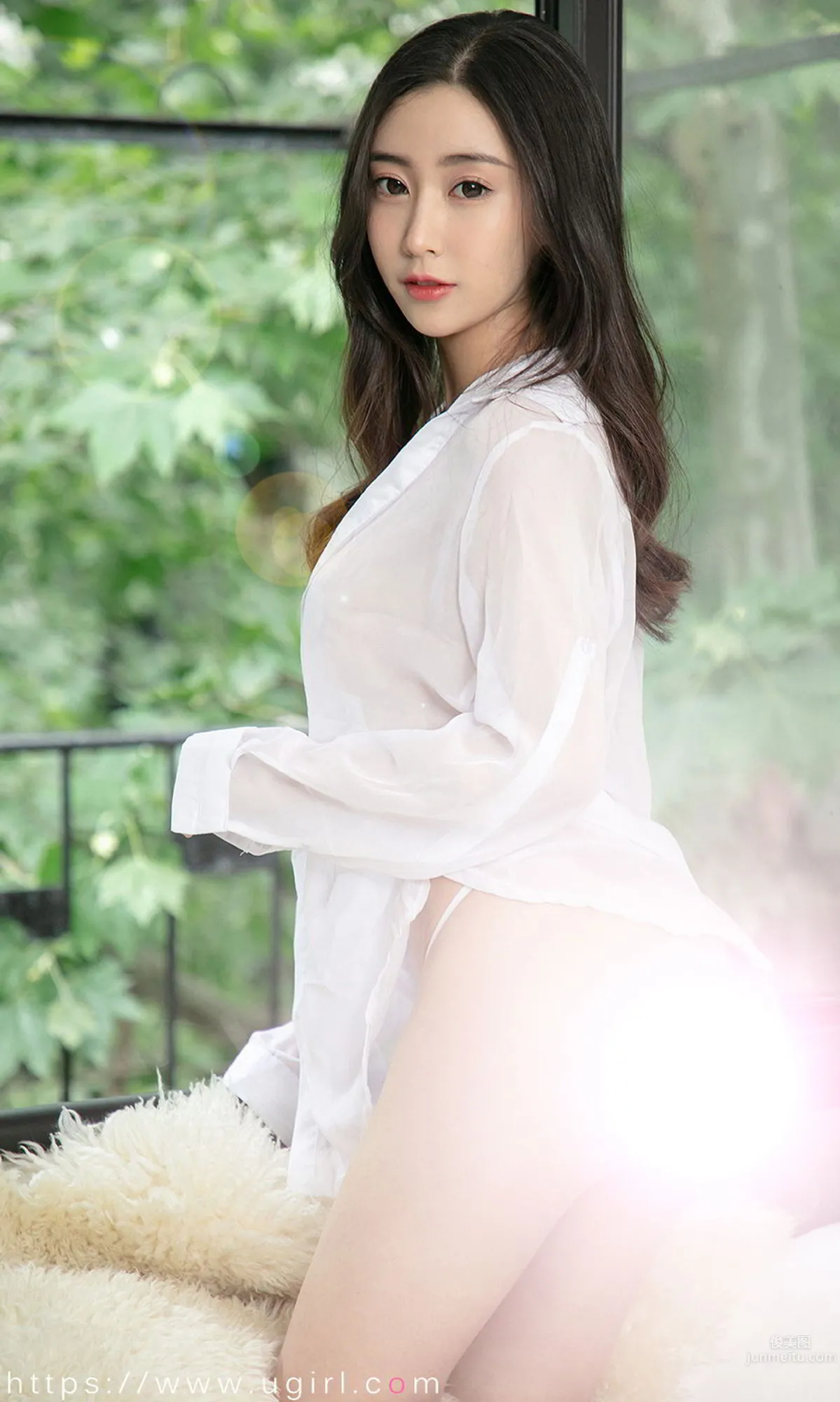 Homebody Little Woman Xiao Xian, My Tenderness Only You Understand photo 3