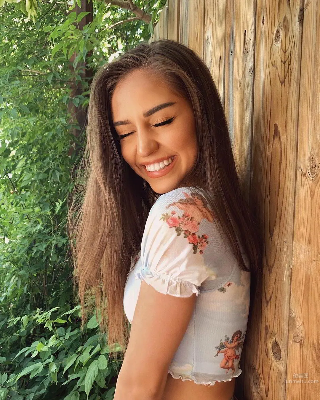 Thalia Bree: Youtuber photo 10