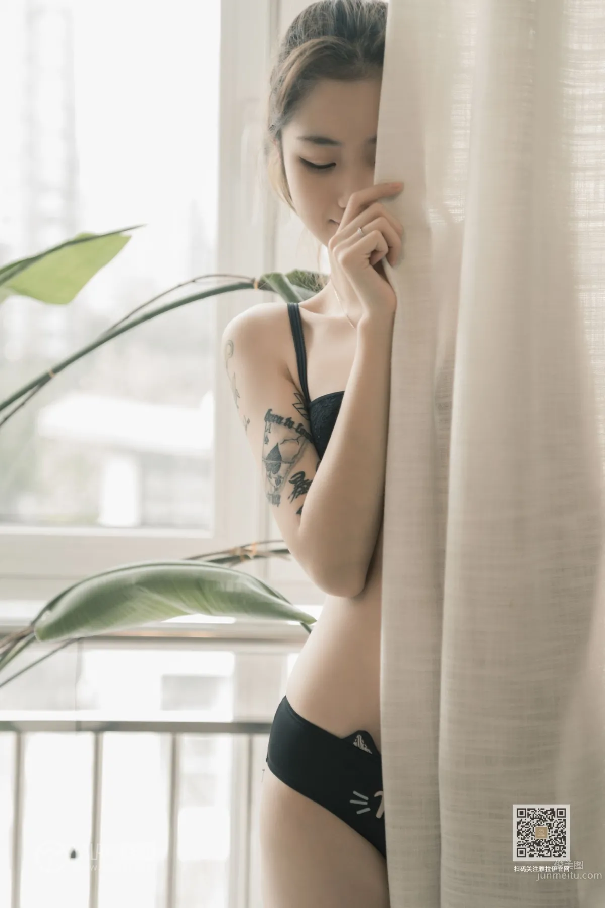 [YALAYI] 2019.11.06 Vol.452 Tattoo Girl Ya Ya photo 10