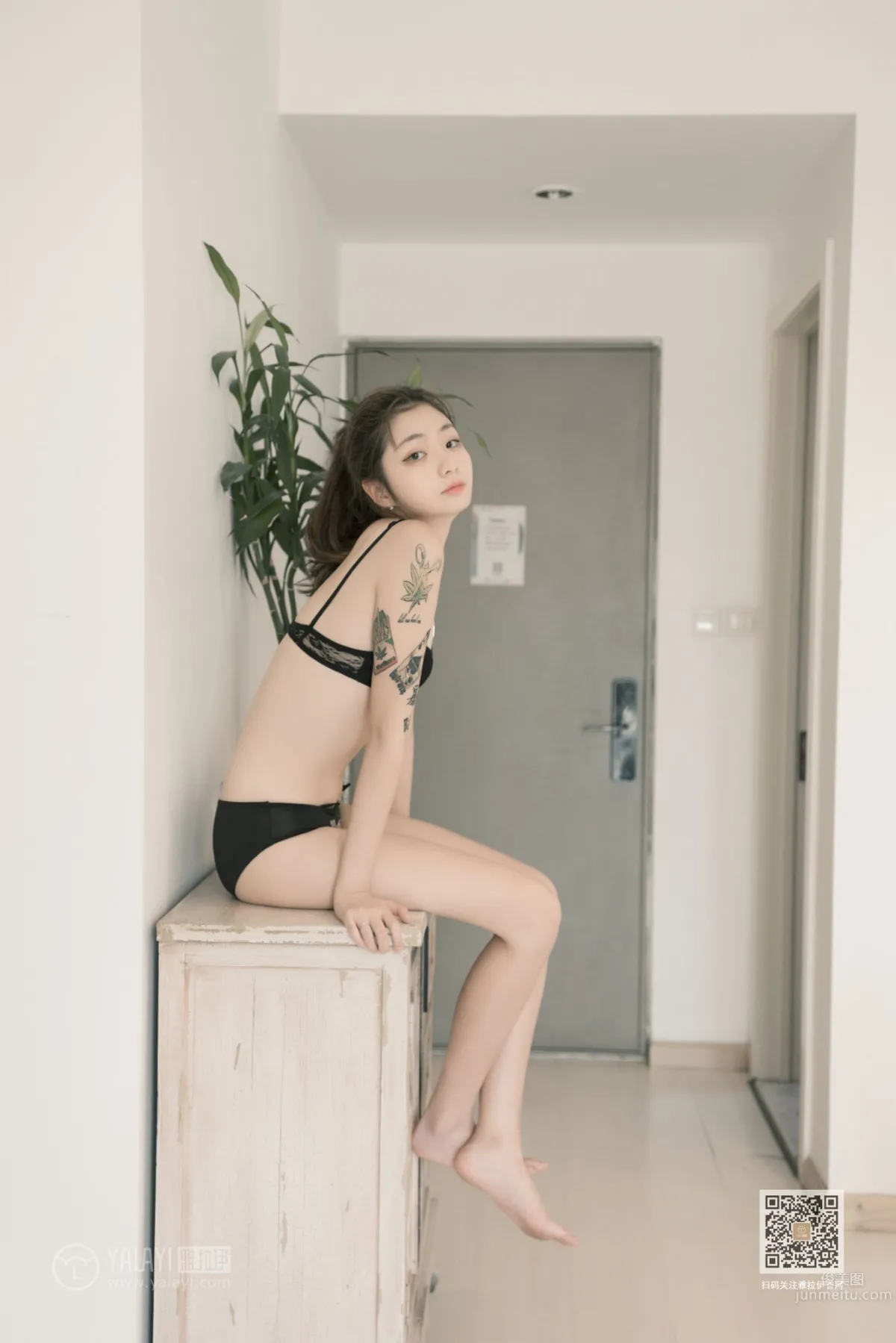 [YALAYI] 2019.11.06 Vol.452 Tattoo Girl Ya Ya photo 21