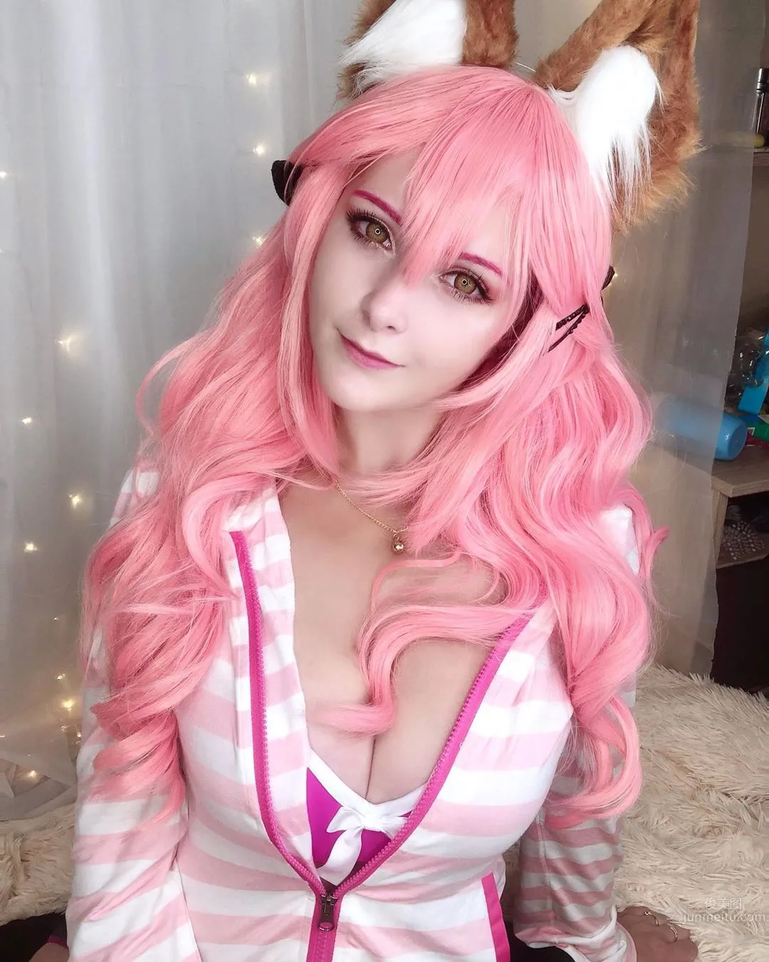 Nika Kotova: Cos photo 15