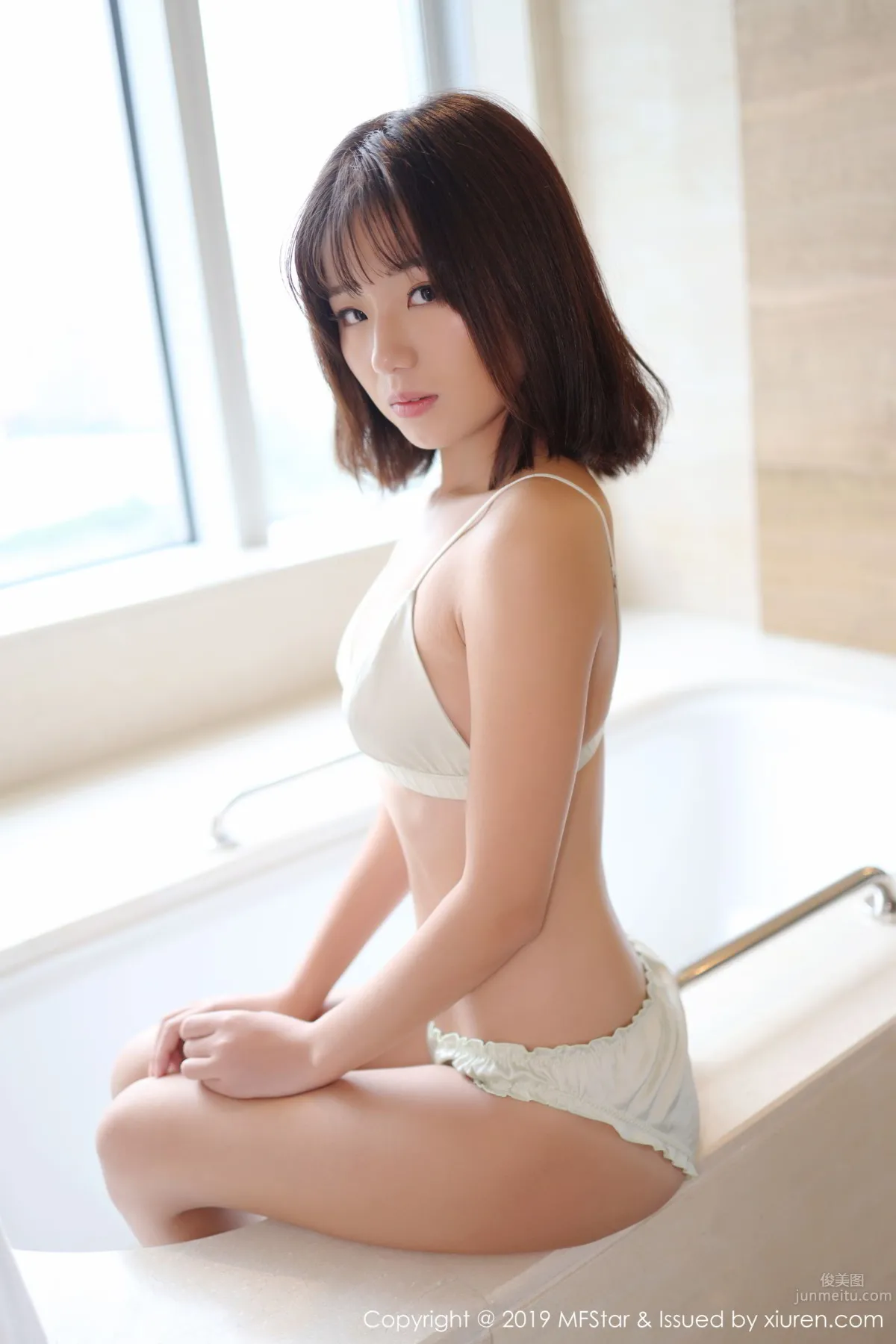 [MFStar] 2019.11.13 VOL.229 Baileys 香兒 10