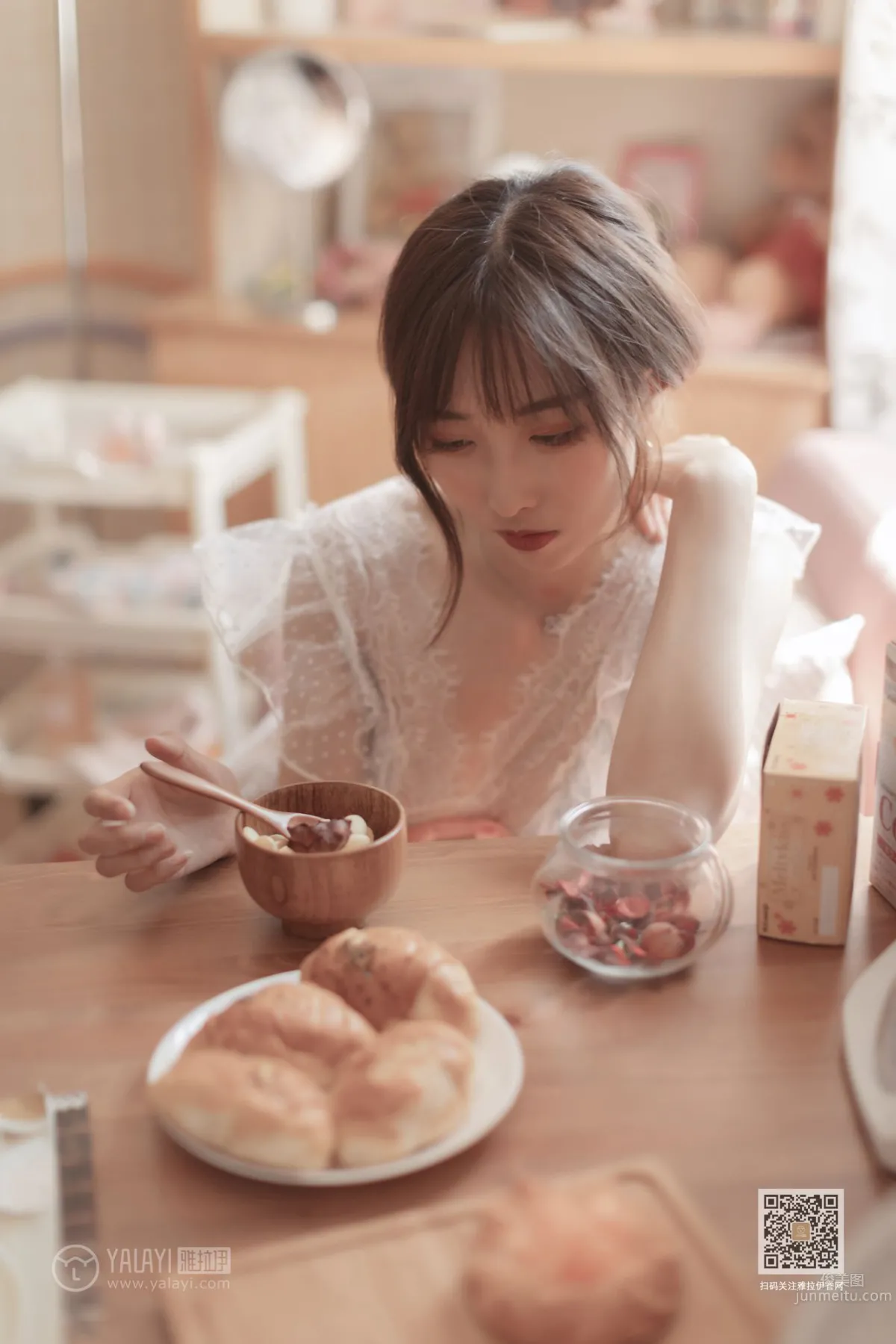 [YALAYI] 2019.10.28 No.443 A Date with a Beauty Jia Jia photo 8