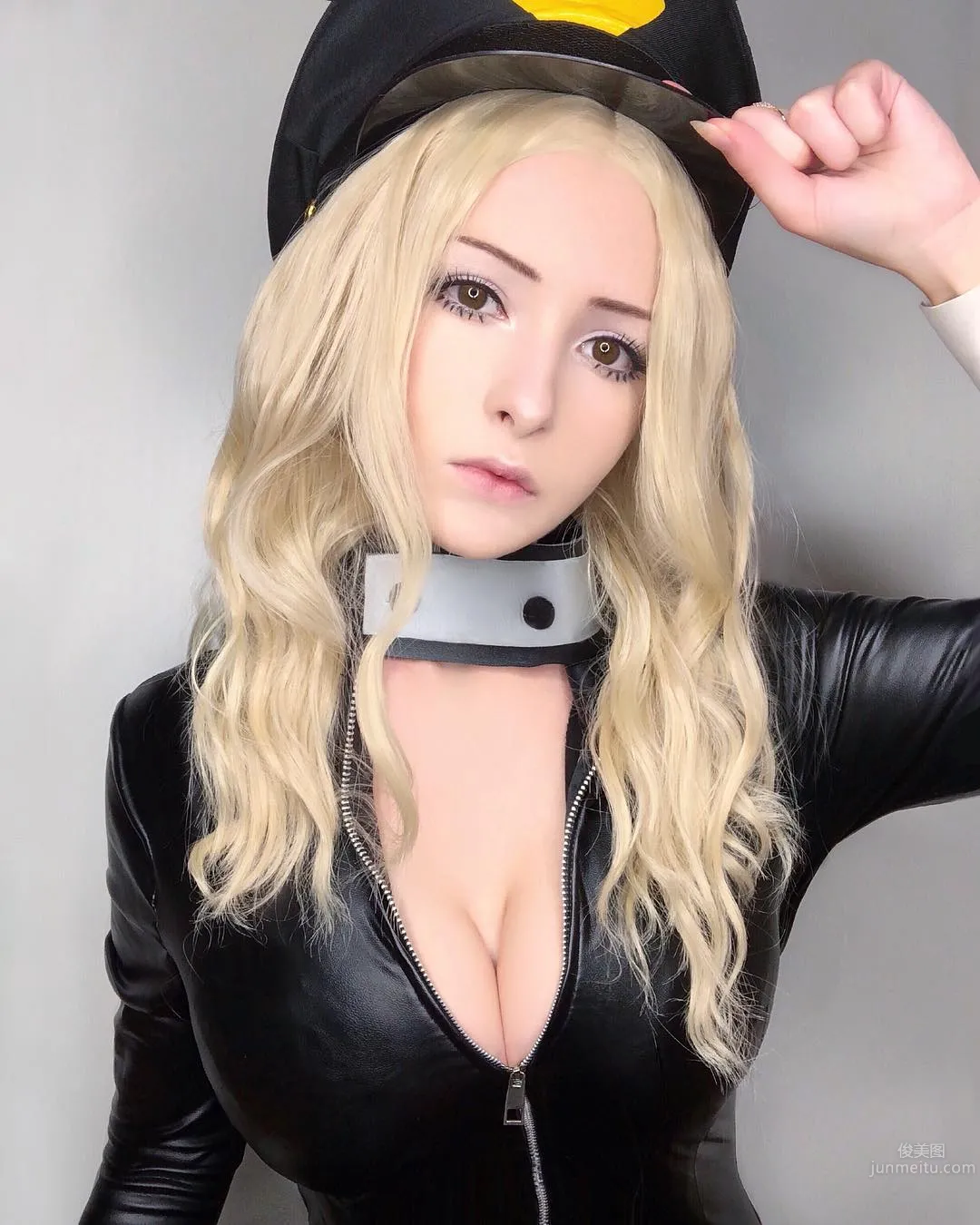 Nika Kotova: Cos photo 4