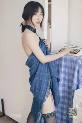 [YALAYI雅拉伊] 2019.09.07 No.393 絲情襪意 佳佳