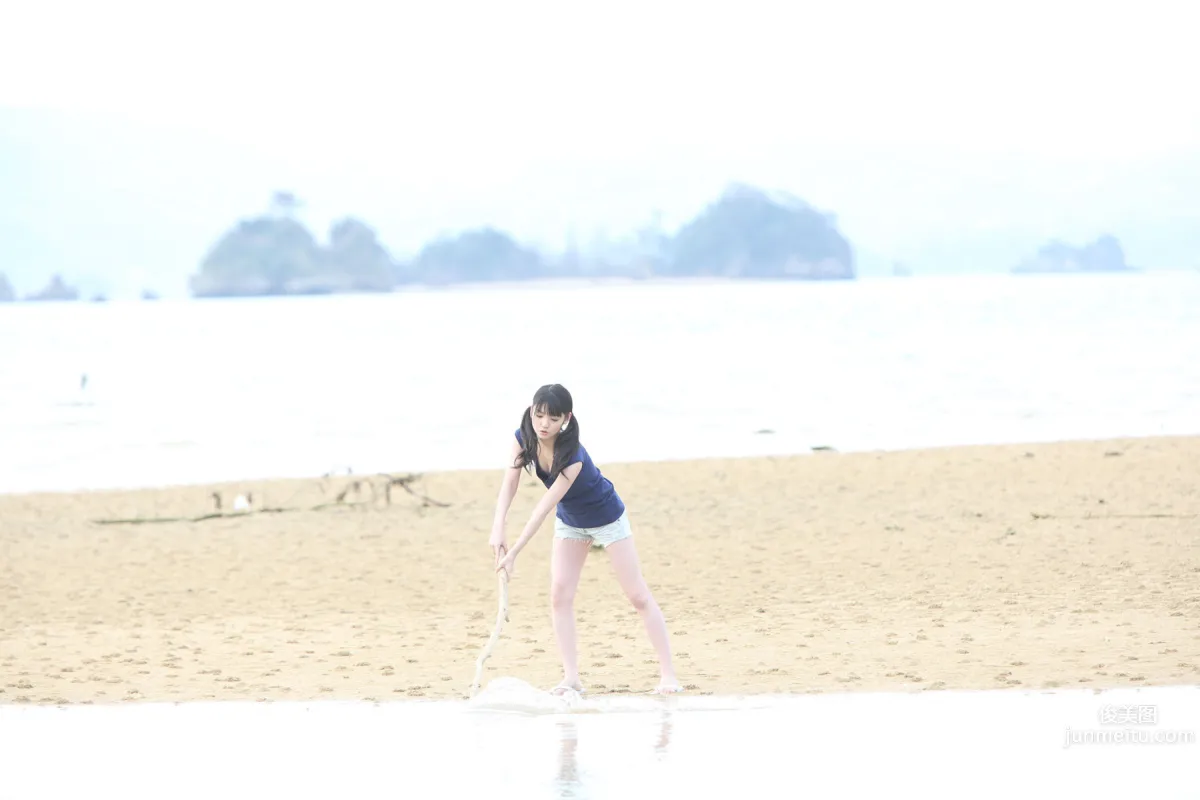 Sayumi Michishige [H!P Digital Books Set] No.109 photo 1