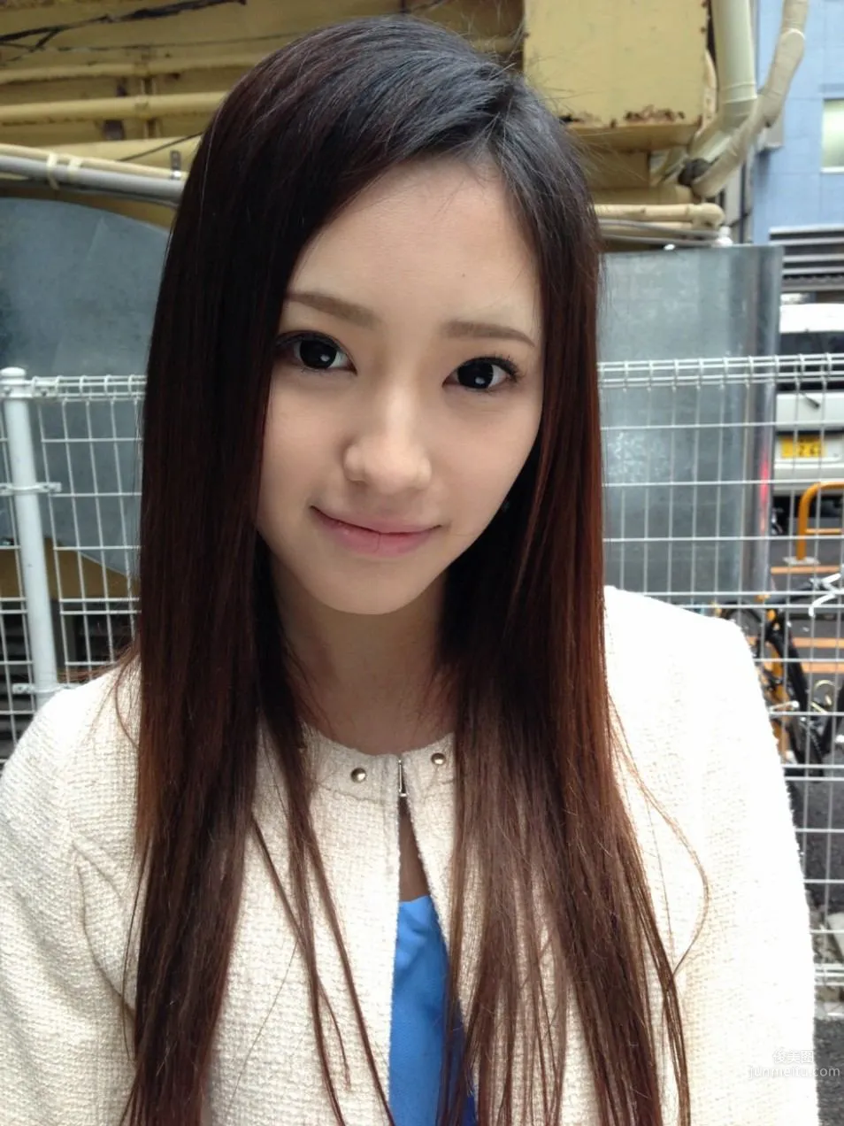 Erika Momotani Photo Selection photo 23