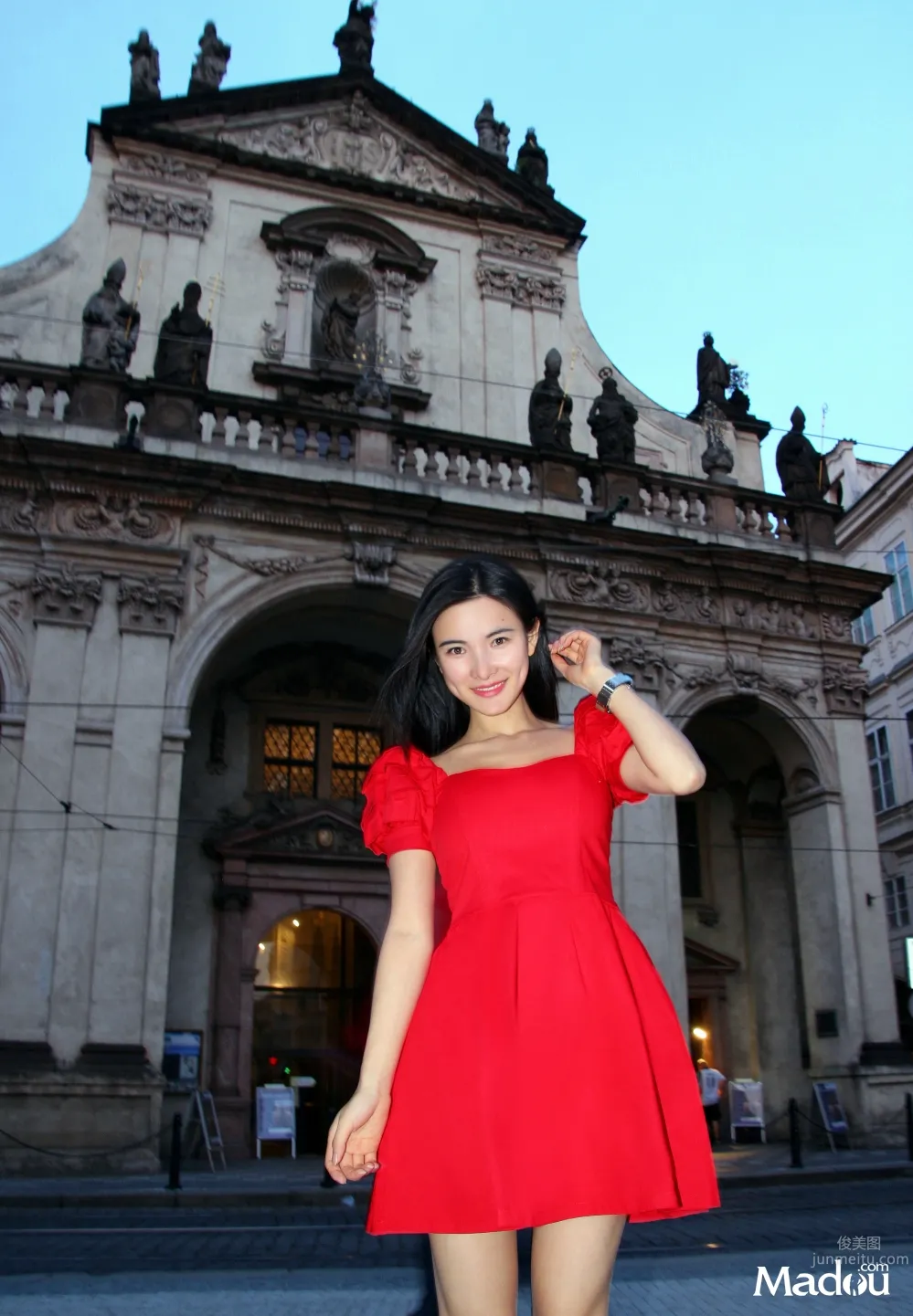 Zhu Yunqi, Western Europe Travel Shoot Collection photo 10