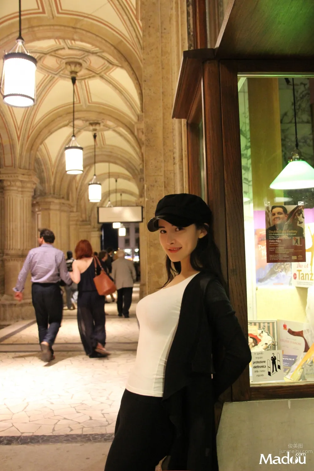 Zhu Yunqi, Western Europe Travel Shoot Collection photo 35
