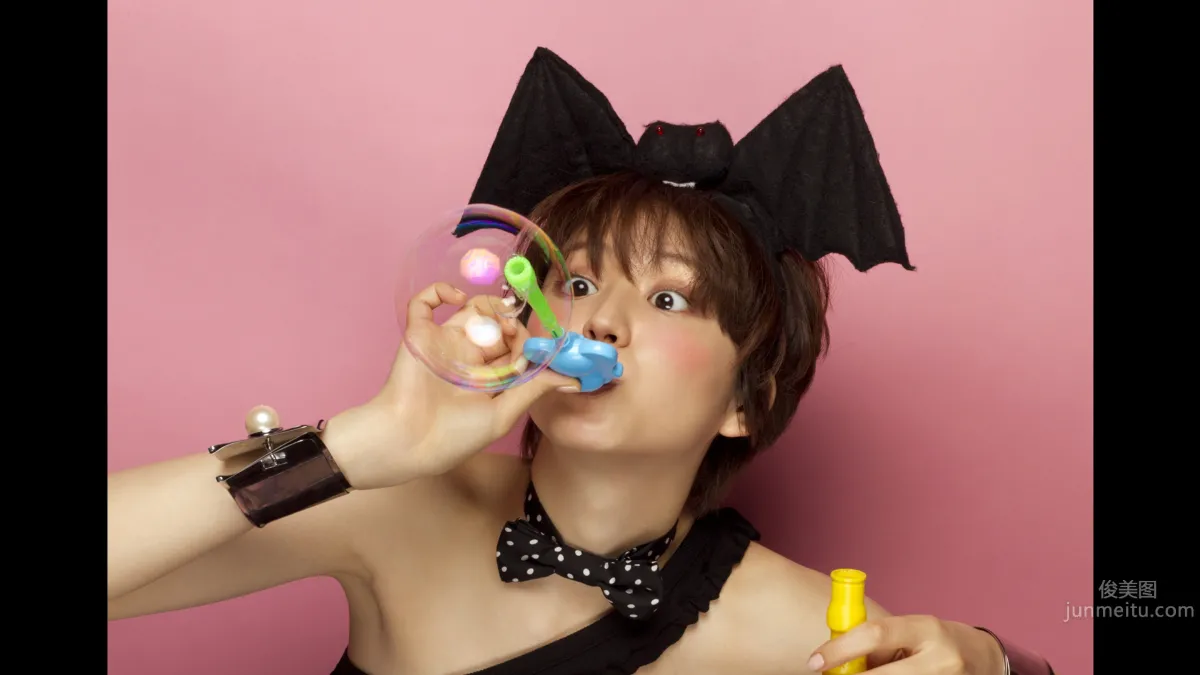 Masami Nagasawa - "IQUEEN" HD Set Photos photo 108
