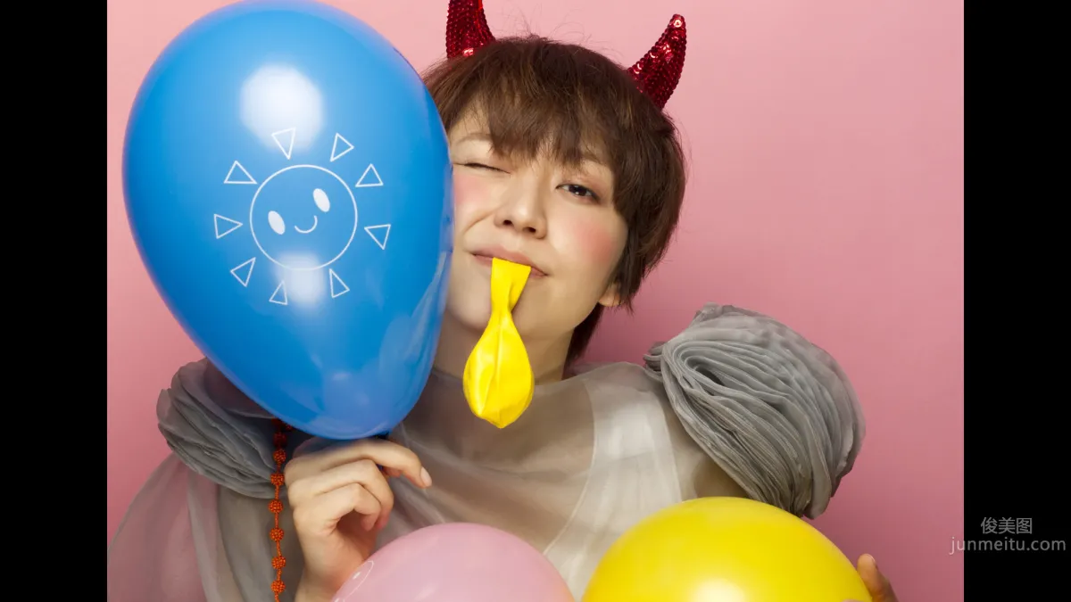 Masami Nagasawa - "IQUEEN" HD Set Photos photo 103