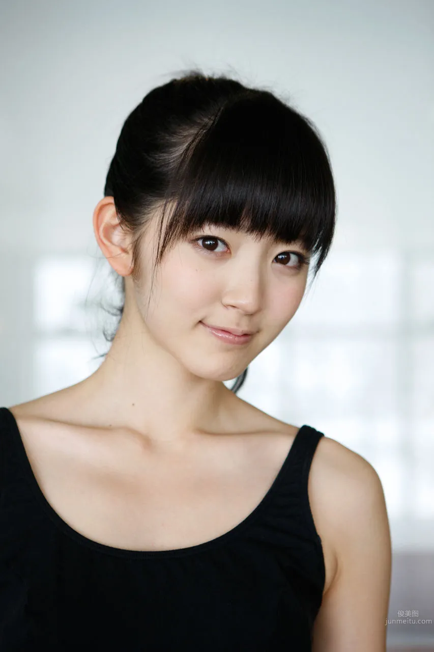 Airi Suzuki: No. 90 photo 6