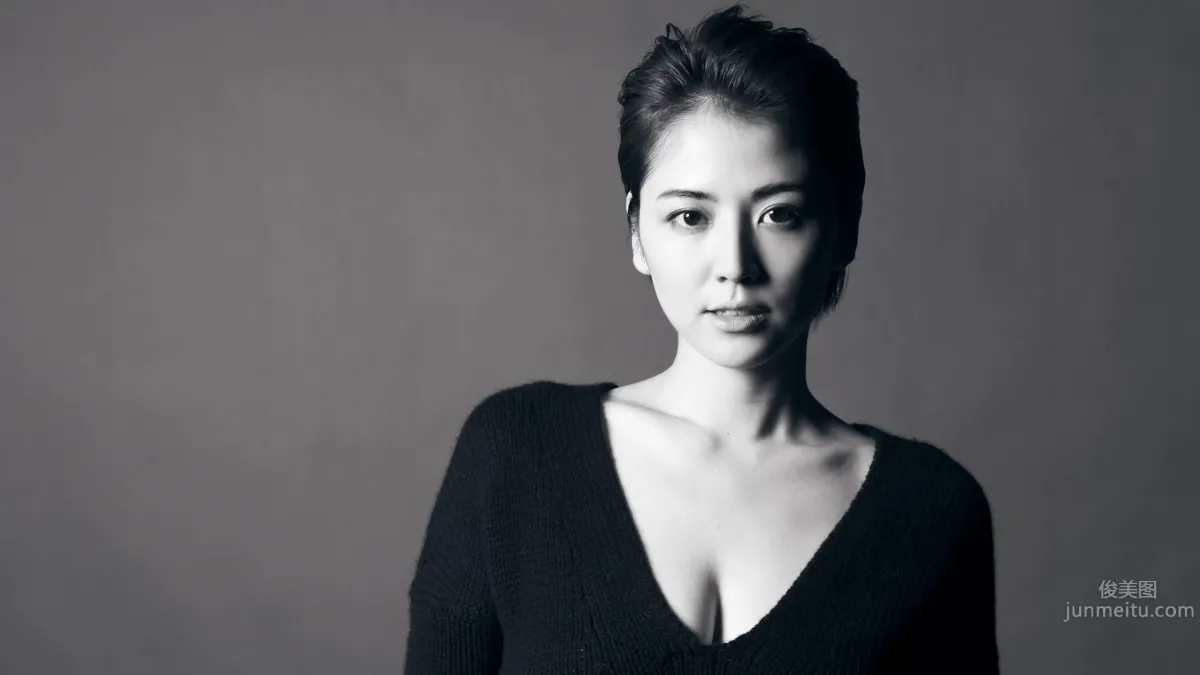 Masami Nagasawa - "IQUEEN" HD Set Photos photo 75