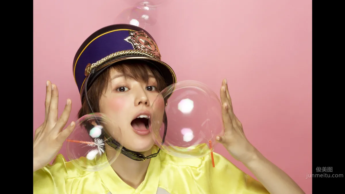 Masami Nagasawa - "IQUEEN" HD Set Photos photo 104