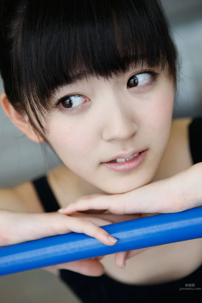 Airi Suzuki: No. 90 photo 17