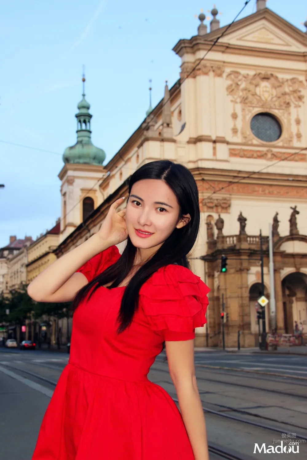 Zhu Yunqi, Western Europe Travel Shoot Collection photo 13