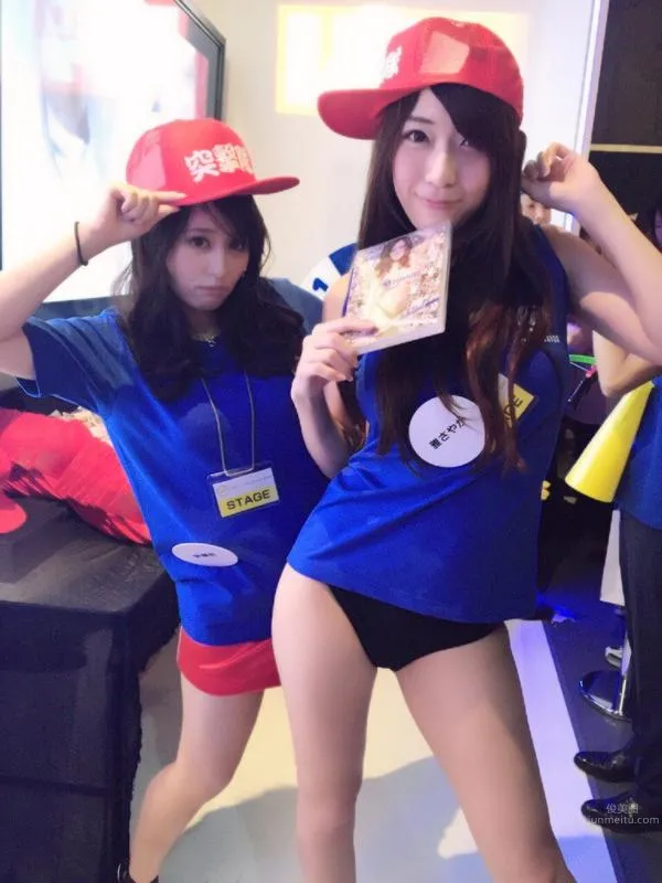 Photo Set photo 13