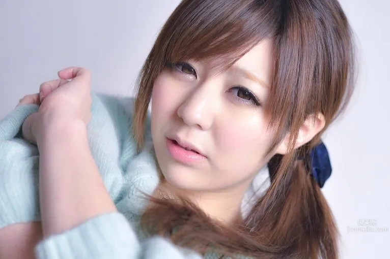 Ran Niiyama: Graphic photo 24