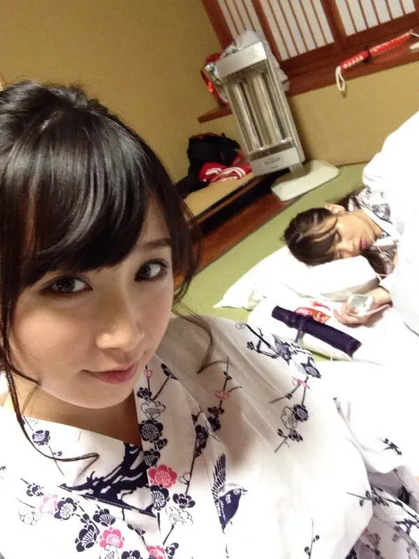 Photo Set photo 48