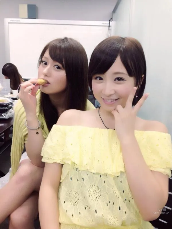 Photo Set photo 34