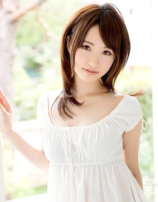Moe Amatsuka: Graphics photo 16