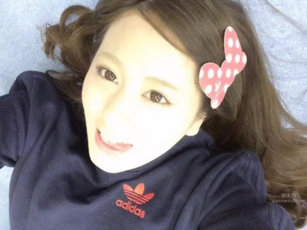 Photo Set photo 21