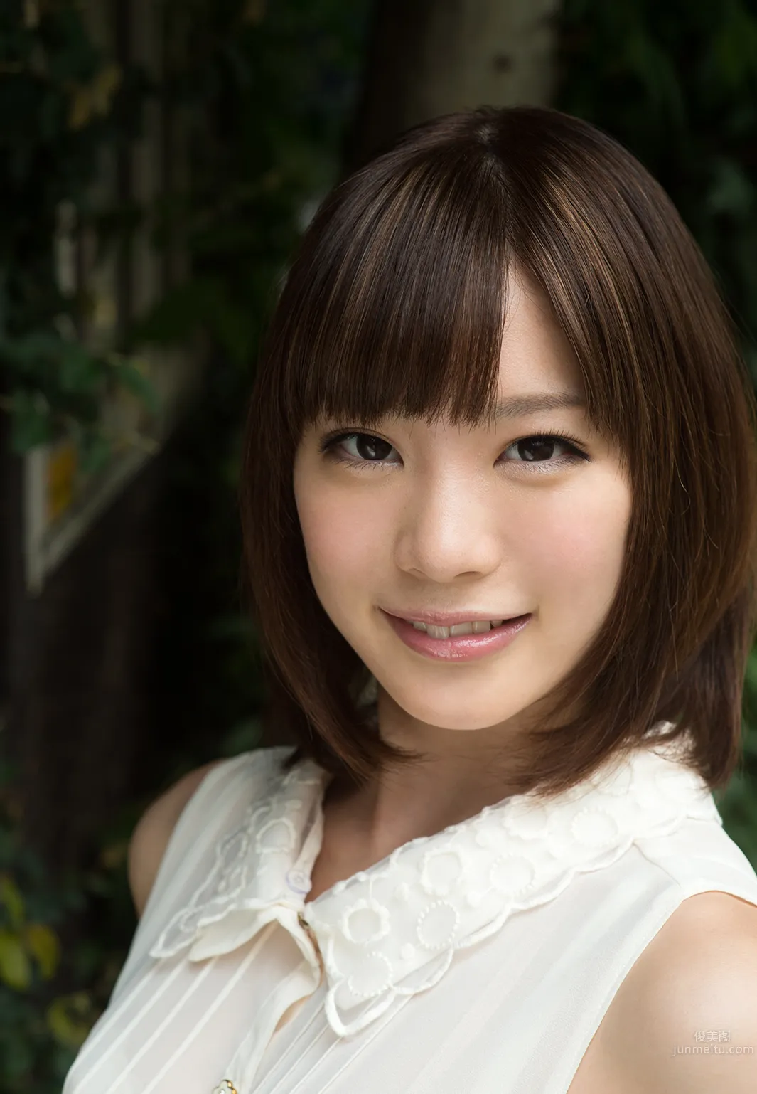 Airi Suzumura, Graphics Series Photo Set photo 3