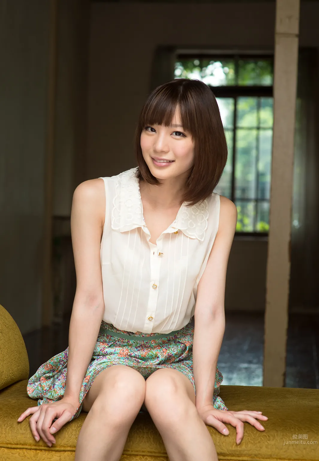 Airi Suzumura, Graphics Series Photo Set photo 9