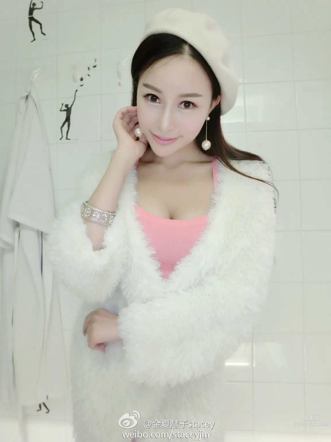 Jinxia Huizi - Massive Weibo Private Shoot Photos photo 21