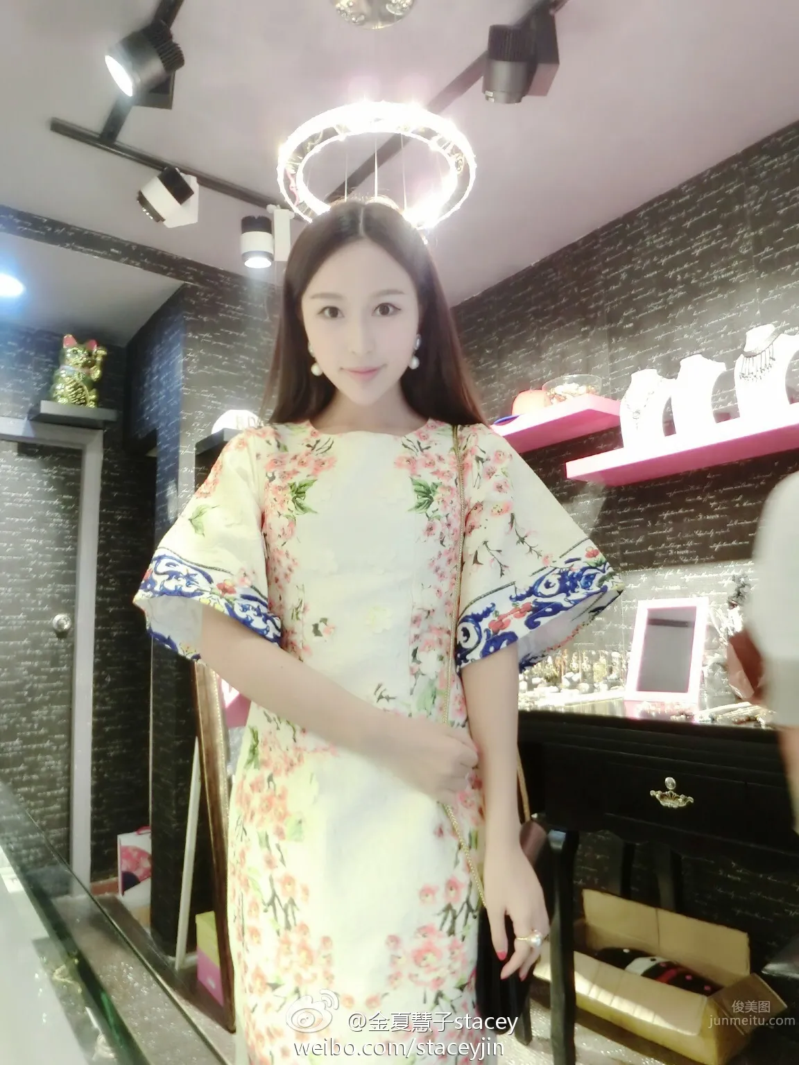 Jinxia Huizi - Massive Weibo Private Shoot Photos photo 60
