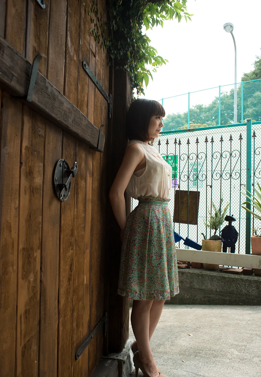 Airi Suzumura, Graphics Series Photo Set photo 2