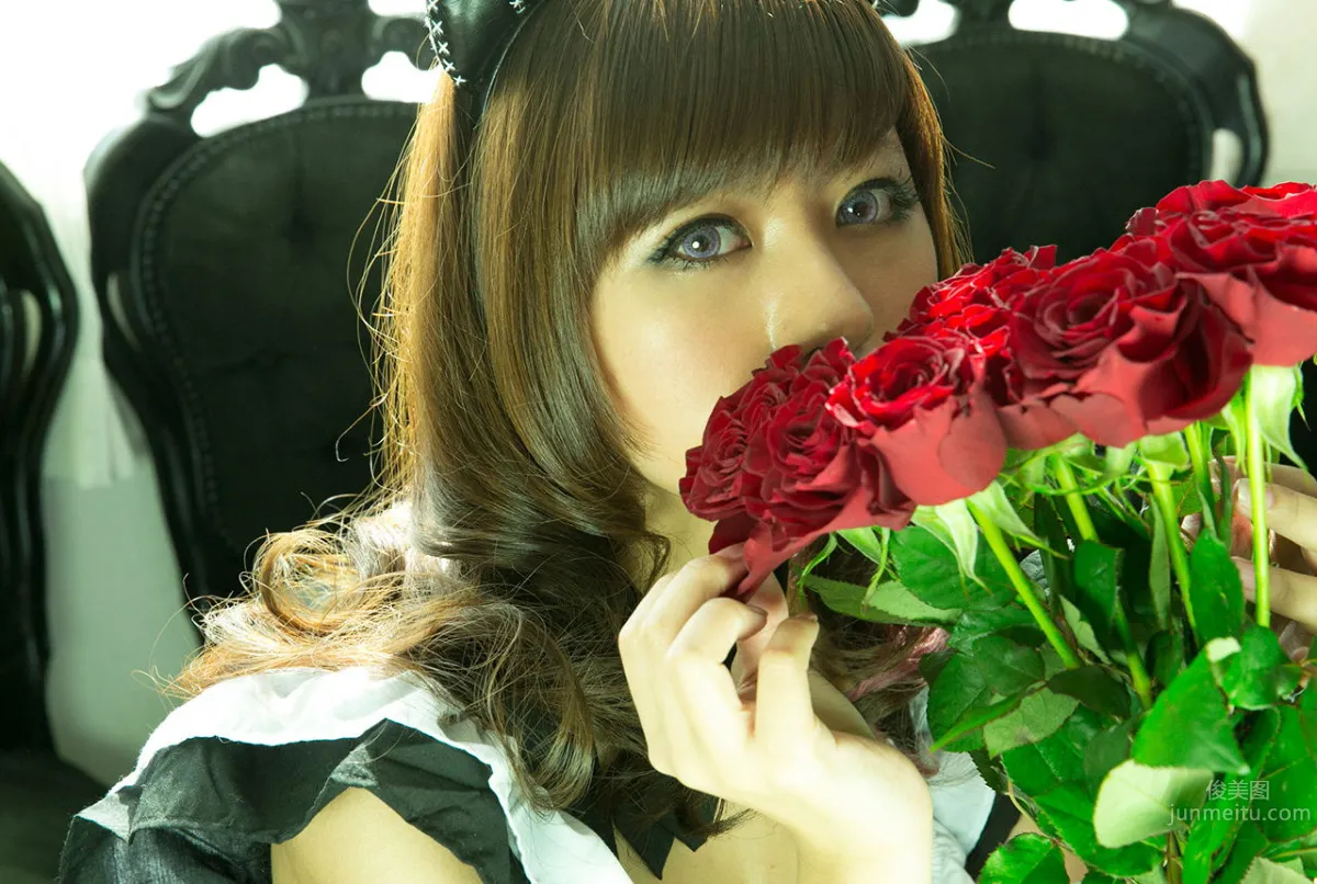 Vanessa Pan: Image.tv photo 1
