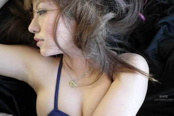 Vanessa Pan: Cos photo 9