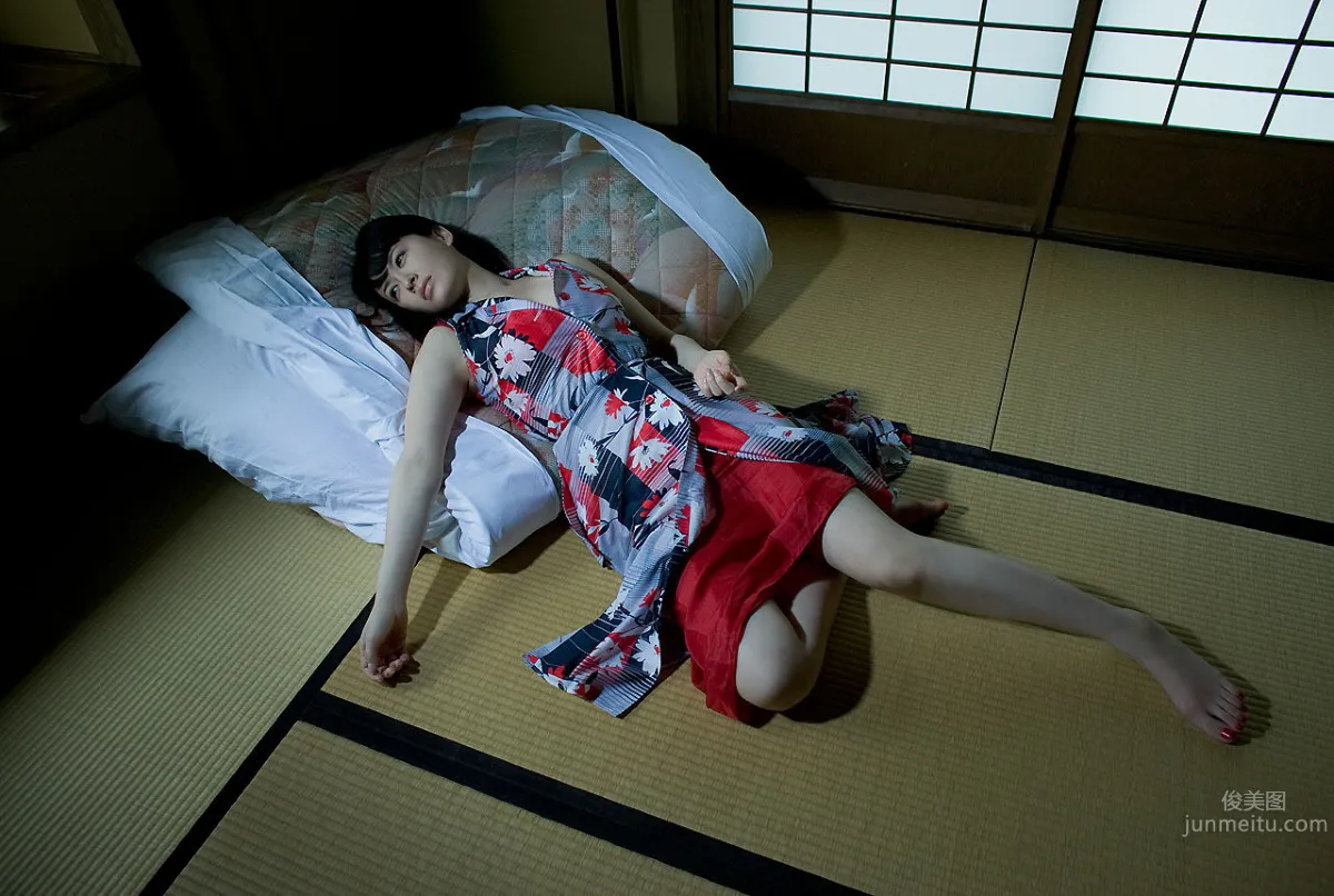 Sawa Suzuki Back Brush [Image.tv Set] photo 26