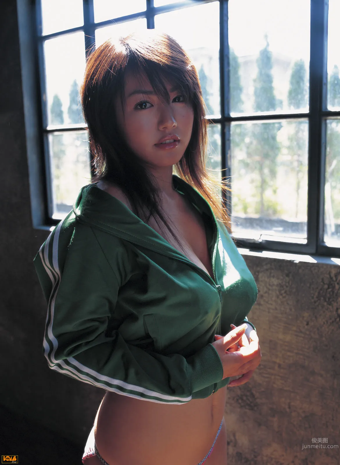 Sayaka Isoyama, [Bomb.TV] 2005-06 photo 33