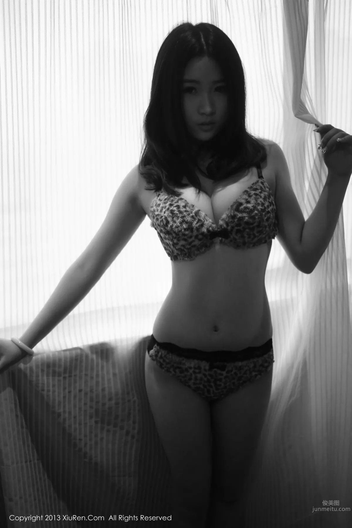 嘉依MOON-[XiuRen秀人VIP套圖]No.0017 73