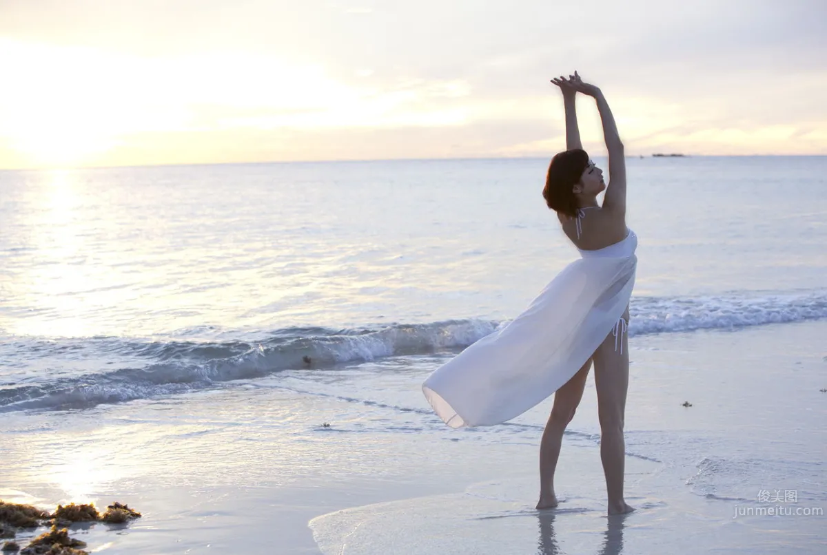 Yumi Sugimoto: Image.tv photo 2
