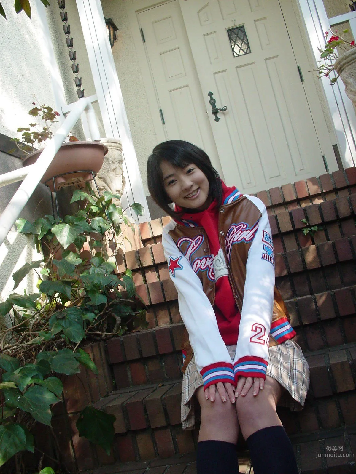 Ayano Washizu: BWH photo 8
