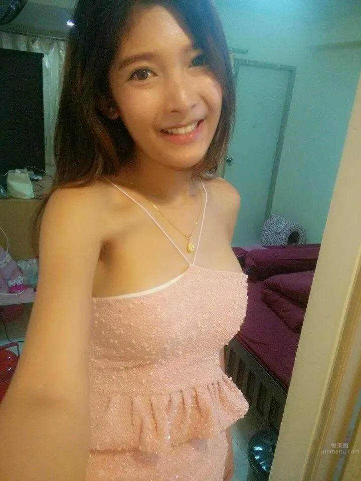 Mob Thitiworada - How Can One Tell If I Am Male or Female photo 34