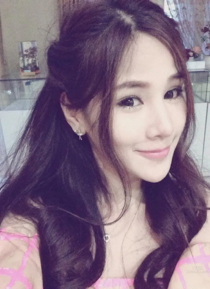 Peaw Sumaporn Wandee-性感美女的私房照 10