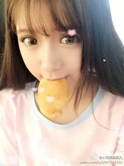 小奶瓶(瓶瓶儿)-清纯私房照_33
