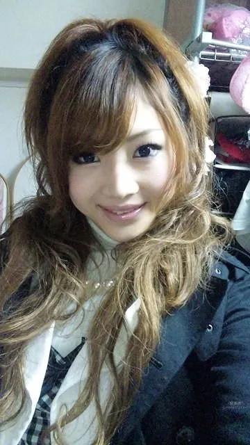 Ami Takeuchi, How Can One Tell If I Am Male or Female photo 7