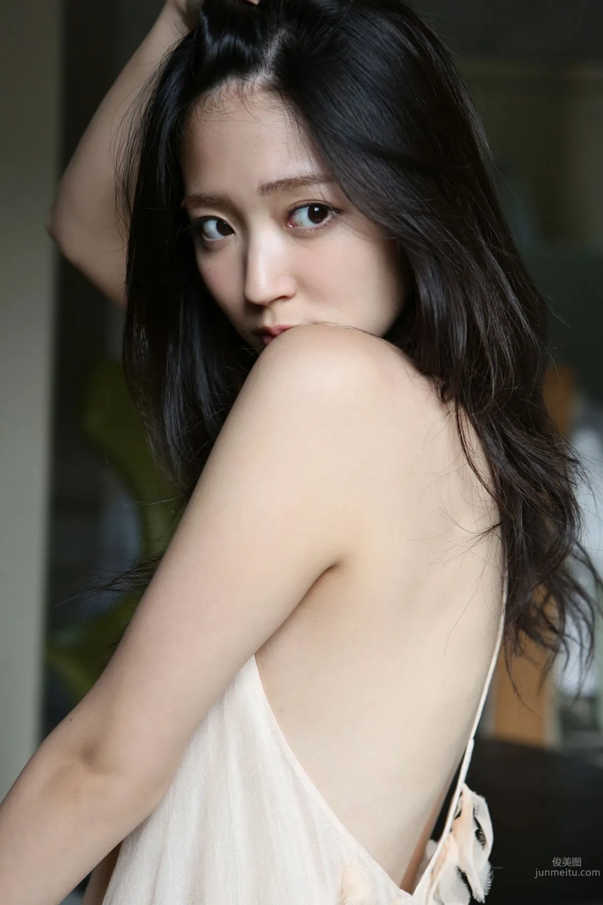 Airi Suzuki: No. 124 photo 28