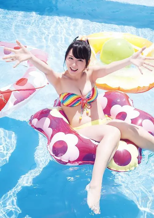Hazuki, Voluptuous D-Cup Picture Collection photo 13