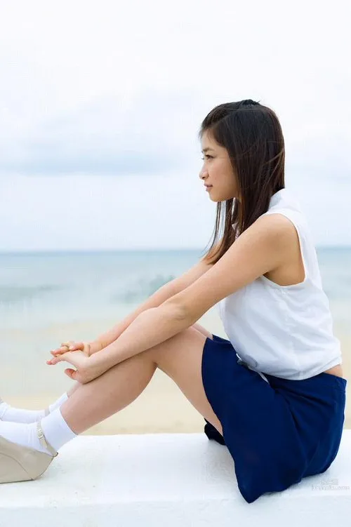 益田惠梨菜(益田恵梨菜)- 彈性美女 泳裝誘惑 9