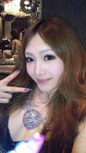 Ami Takeuchi, How Can One Tell If I Am Male or Female photo 8