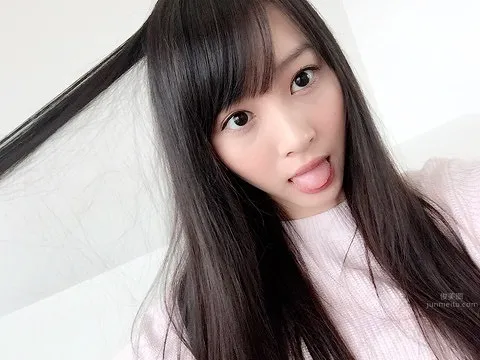 山下永夏- 知性美女誘惑 9