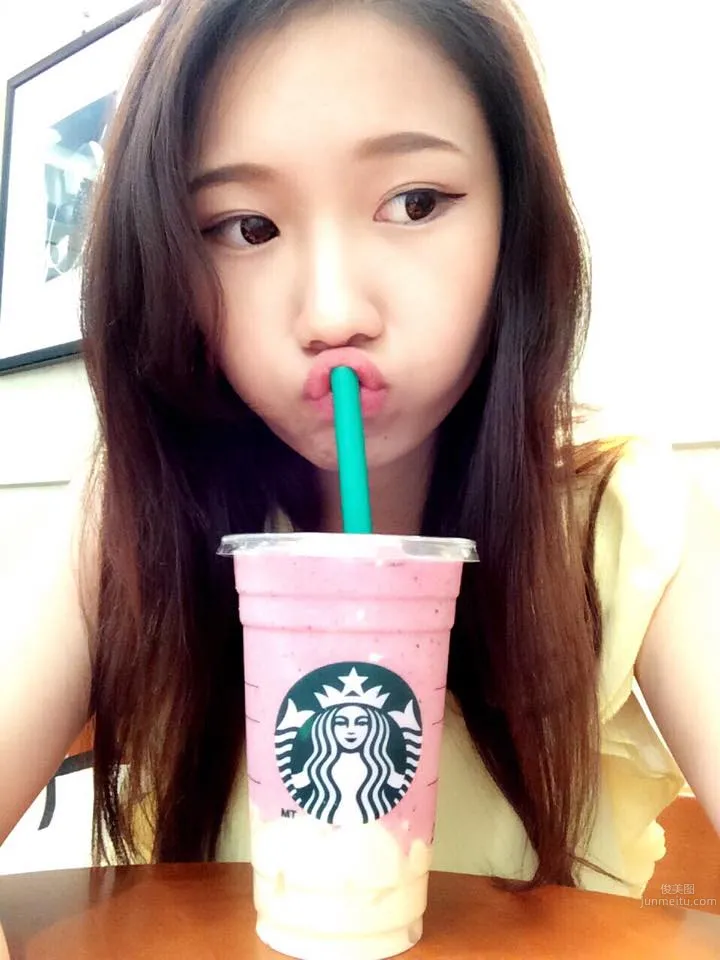 Xiong Xionger, Taiwan 32D Beauty's Playful Private Shoot photo 36