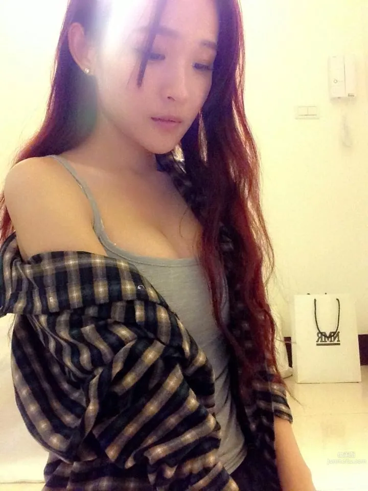 Irene Chang - This Figure Makes You Drool photo 2
